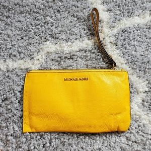 michael kors large Wristlet